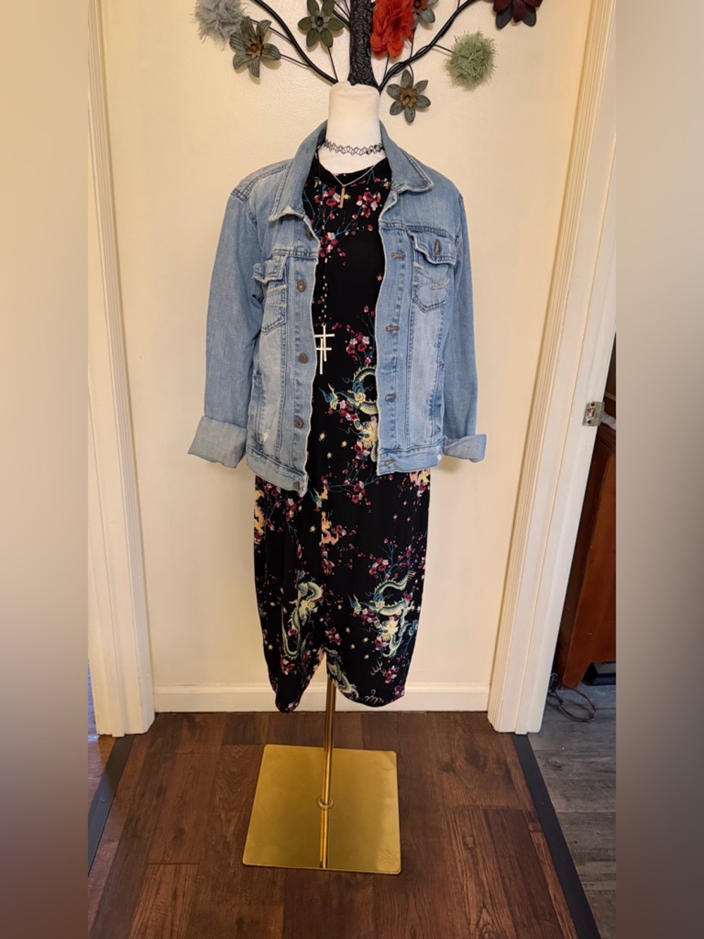 Black Floral Dragon Print Sleeveless romper by Fashion Nova NWT